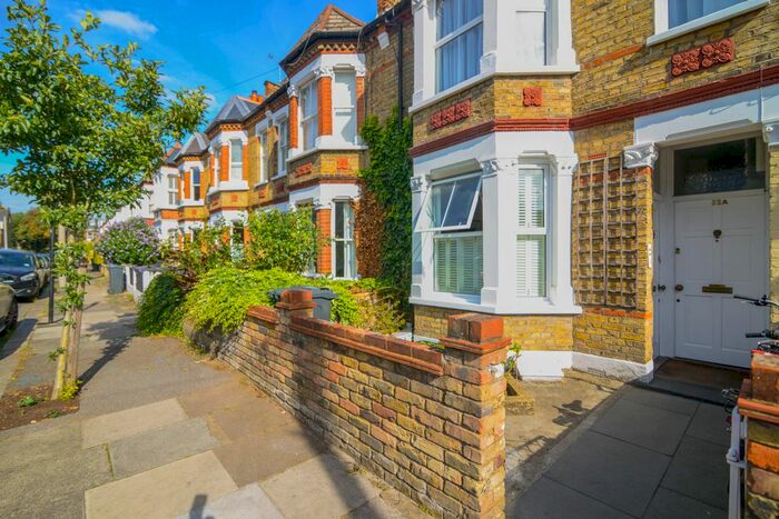 1 Bedroom Flat To Rent In Cornwall Grove, London, Uk, W4