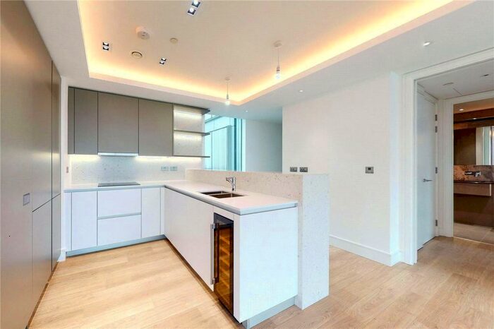 2 Bedroom Flat To Rent In Carrara Tower, London, EC1V