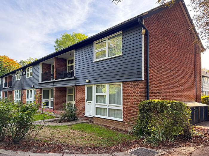 2 Bedroom Flat To Rent In Hills Road, Cambridge, CB2