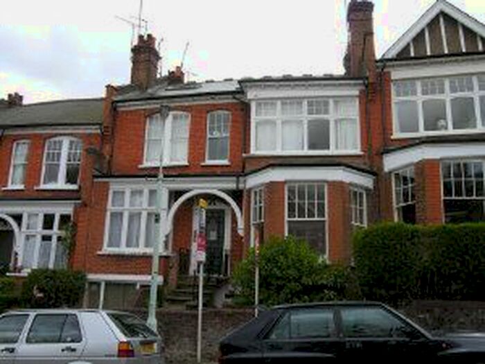 2 Bedroom Flat To Rent In Woodland Rise, Muswell Hill, N10