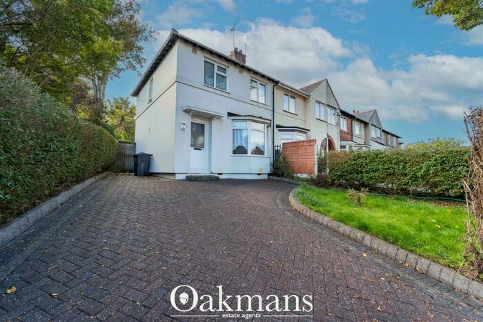 3 Bedroom House To Rent In Lockwood Road, Birmingham, B31