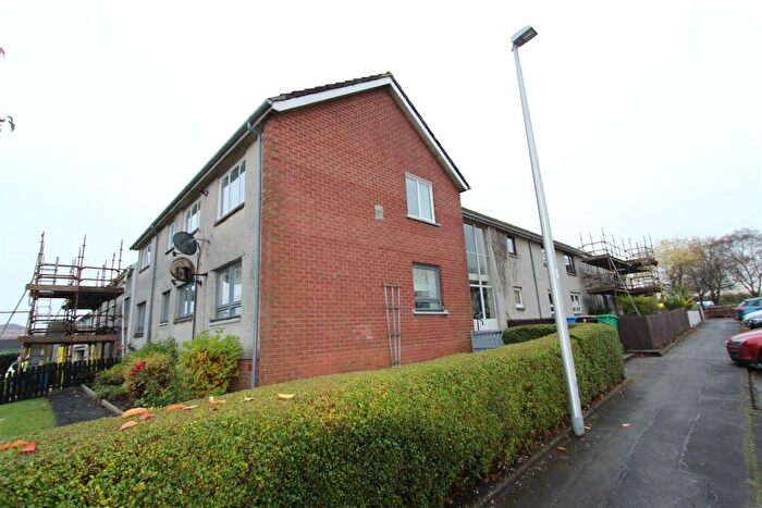 2 Bedroom Apartment To Rent In Gillway, KY11