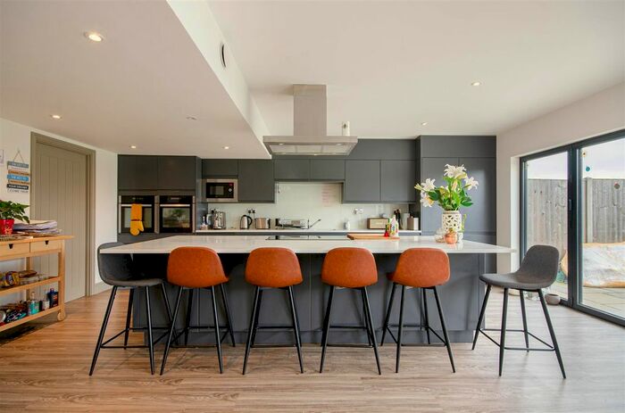 5 Bedroom Barn Conversion To Rent In Heath Road, Hockering, Dereham, NR20