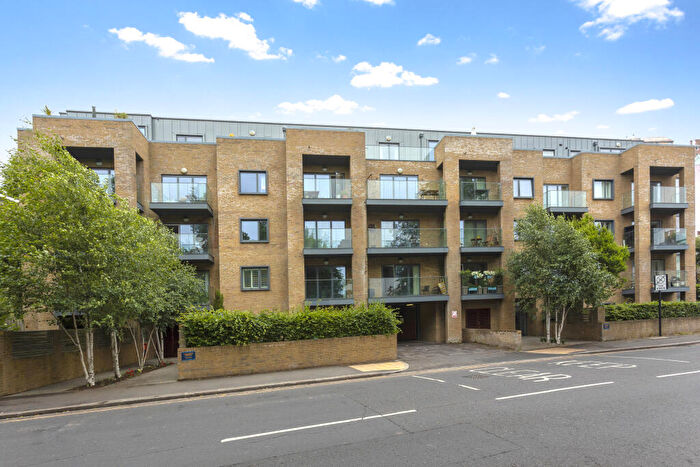 1 Bedroom Flat For Sale In Goldstone Crescent, Hove, BN3