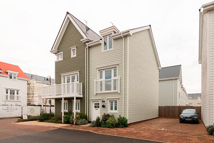 4 Bedroom Semi Detached House To Rent In New Hampshire Street, Reading, RG2