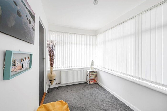2 Bedroom Detached Bungalow For Sale In Bevendean Avenue, Saltdean, BN2