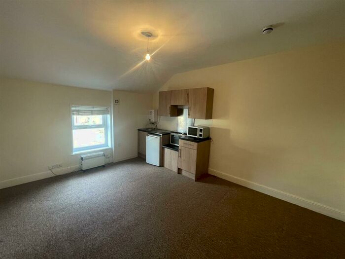 Studio To Rent In Zetland Road Redland Bristol, BS6