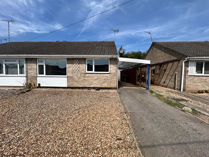 2 Bedroom Bungalow To Rent In Nene Drive, Oadby, Leicester, LE2
