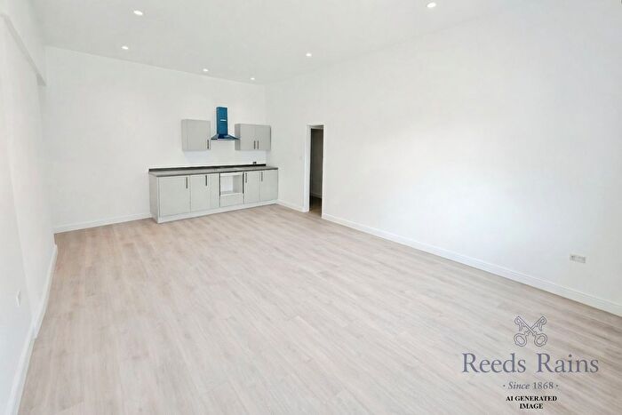 1 Bedroom Flat To Rent In Gordon Street, Newcastle, Staffordshire, ST5
