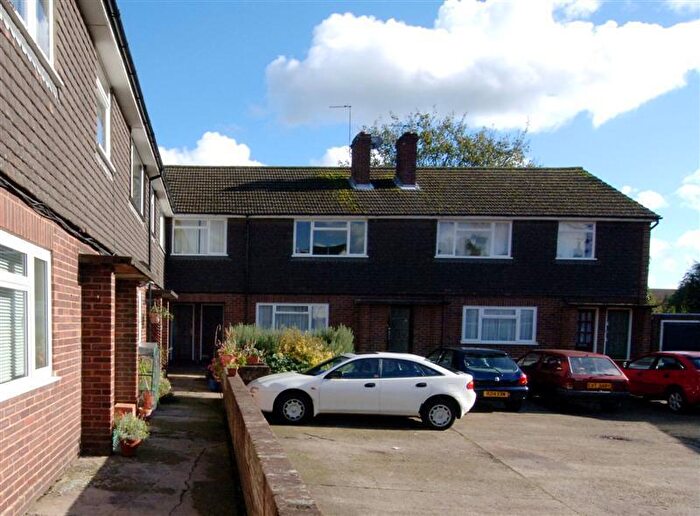 1 Bedroom Flat To Rent In College Lane Flats, Littlemore, Oxford, OX4