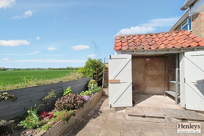 2 Bedroom Cottage For Sale In Waterside, Isleham, CB7
