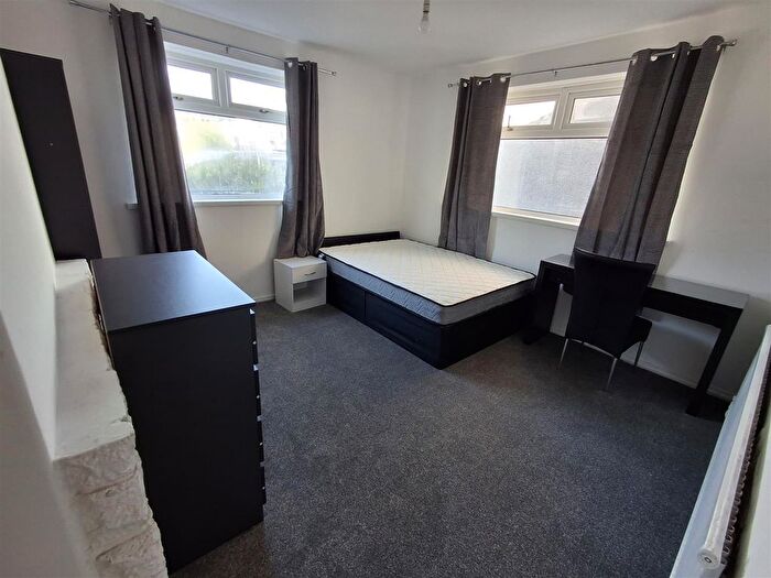 6 Bedroom Property To Rent In Wyeverne Road, Cardiff, CF24