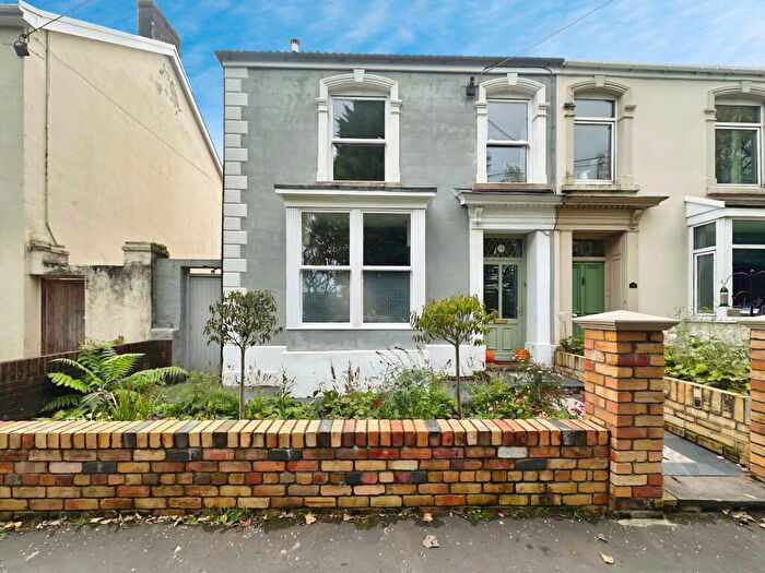 4 Bedroom Semi Detached House For Sale In Woodlands, Gowerton, Swansea, SA4