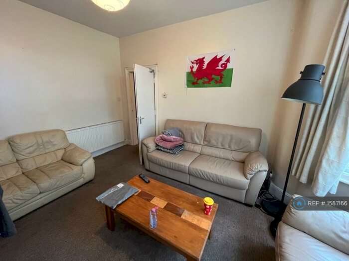 7 Bedroom Terraced House To Rent In Gloucester Road, Horfield, Bristol, BS7