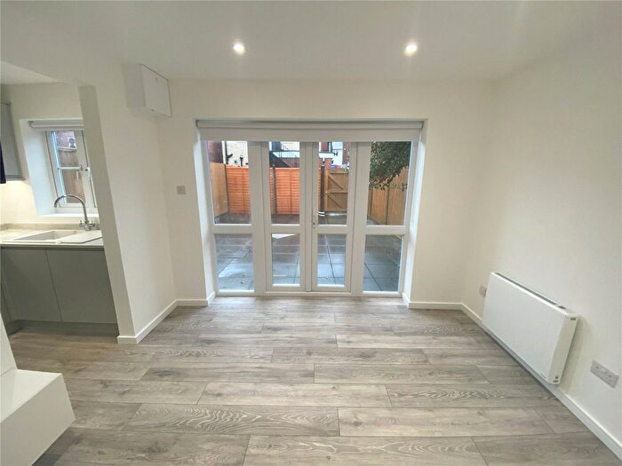 Studio To Rent In Oxford Road, Reading, Berkshire, RG30