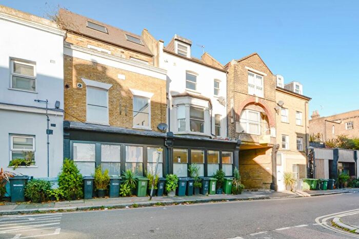 1 Bedroom Flat To Rent In Tanners Hill, London, SE8