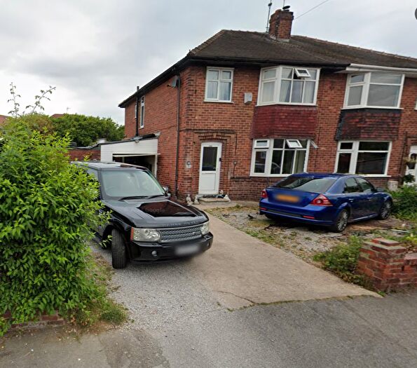 3 Bedroom End Terrace House For Sale In Sandringham Close, Calow, S44