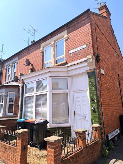 1 Bedroom Flat To Rent In Anson Road, Wolverton, MK12