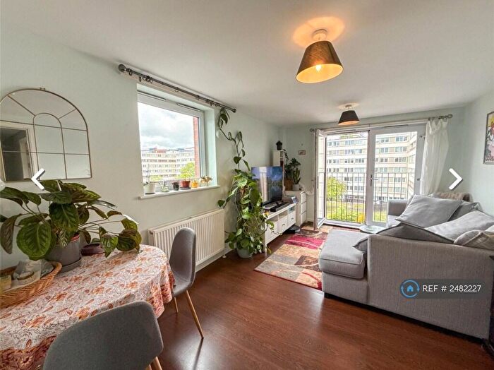 2 Bedroom Flat To Rent In Tube Court, Newcastle Upon Tyne, NE1