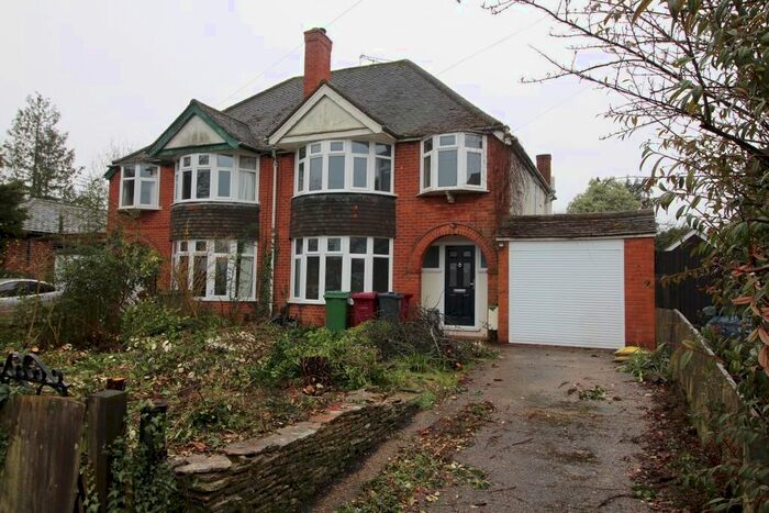 3 Bedroom Semi-Detached House To Rent In Tilehurst Road, Reading, RG30