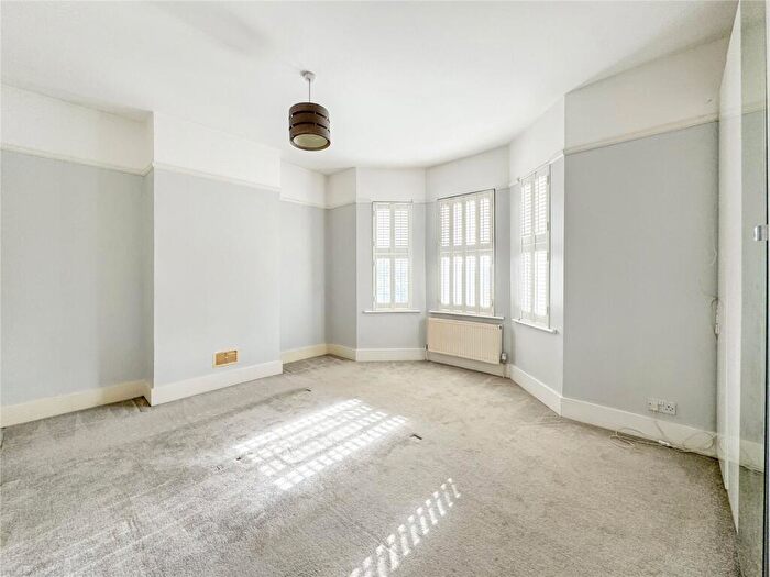 3 Bedroom Terraced House For Sale In High Street, Swanley, Kent, BR8