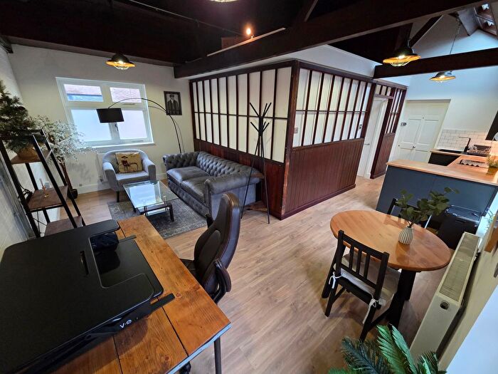 1 Bedroom Flat To Rent In Cardigan Street, Luton, LU1