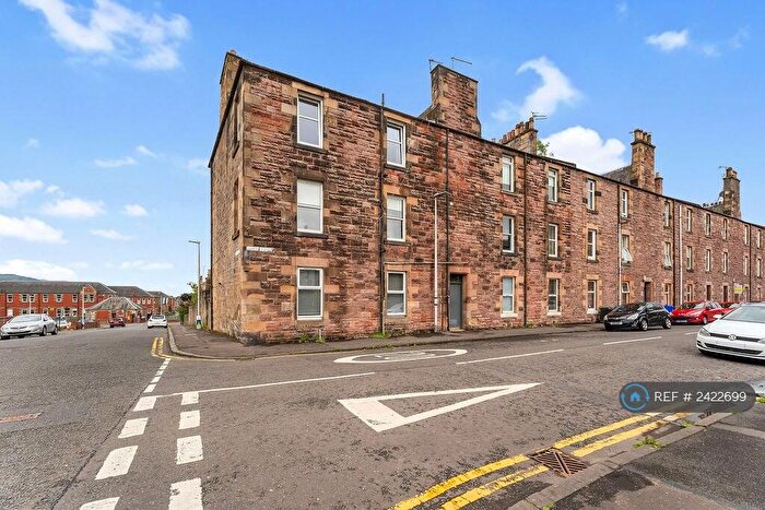 2 Bedroom Flat To Rent In James Street, Stirling, FK8