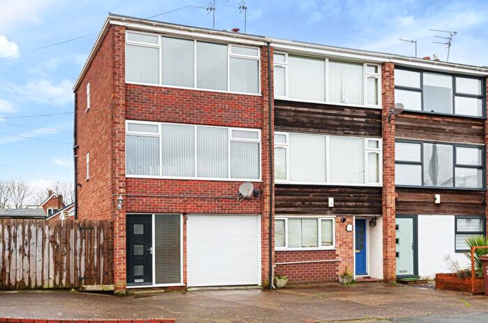3 Bedroom House To Rent In Keel Road, Hull, East Riding Of Yorkshire, HU6