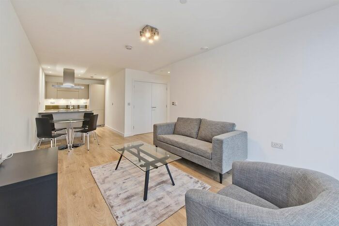 1 Bedroom Flat To Rent In Great Eastern Road, London, E15