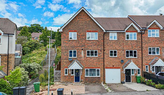 5 Bedroom Semi Detached House For Sale In Welton Rise, St. Leonards-On-Sea, TN37