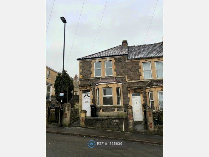 4 Bedroom Terraced House To Rent In Cynthia Road, Bath, BA2