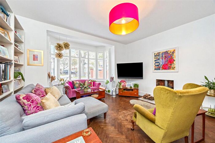 5 Bedroom Detached House For Sale In New Church Road, Hove, BN3