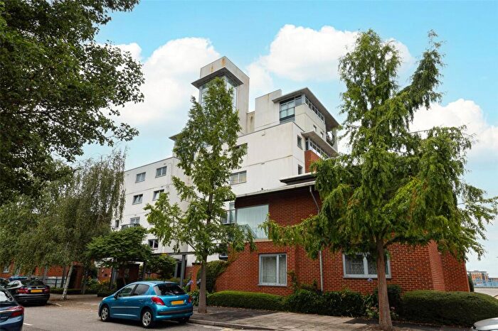 1 Bedroom Apartment For Sale In Erebus Drive, Woolwich, SE28