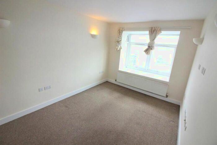 1 Bedroom Property To Rent In Wimborne Road, Bournemouth BH10