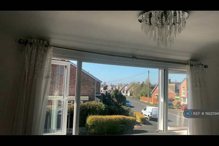 3 Bedroom Terraced House To Rent In Hillcrest, Maghull, L31