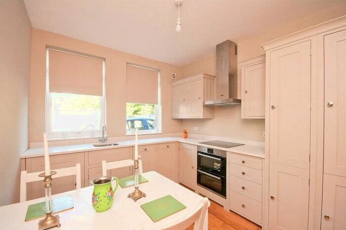 1 Bedroom Apartment To Rent In North Street, Hailsham, BN27