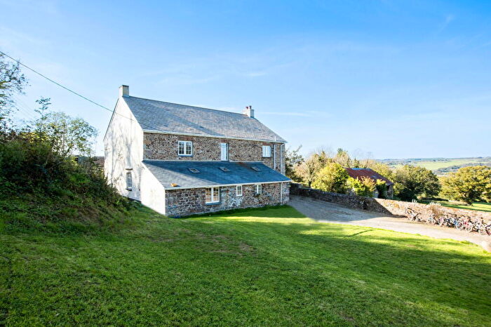4 Bedroom Country House For Sale In Lower Ebsworthy House, Bridestowe, EX20