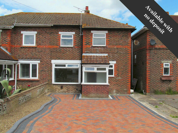 3 Bedroom End Of Terrace House To Rent In White Hart Lane, Fareham, PO16