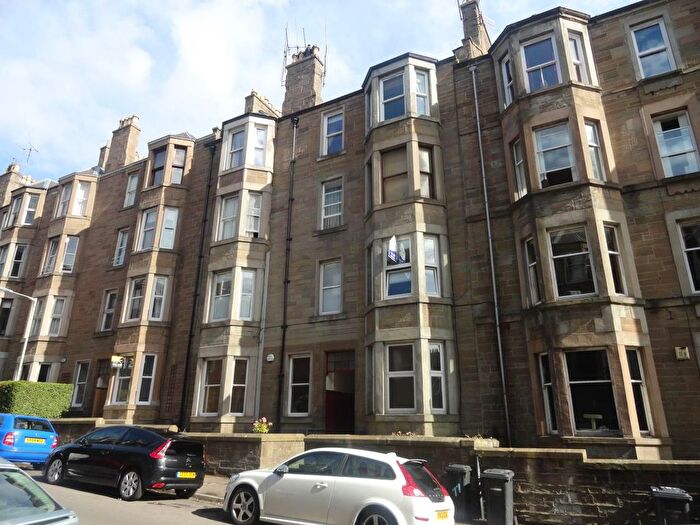 2 Bedroom Flat To Rent In Bellefield Avenue, Dundee, DD1
