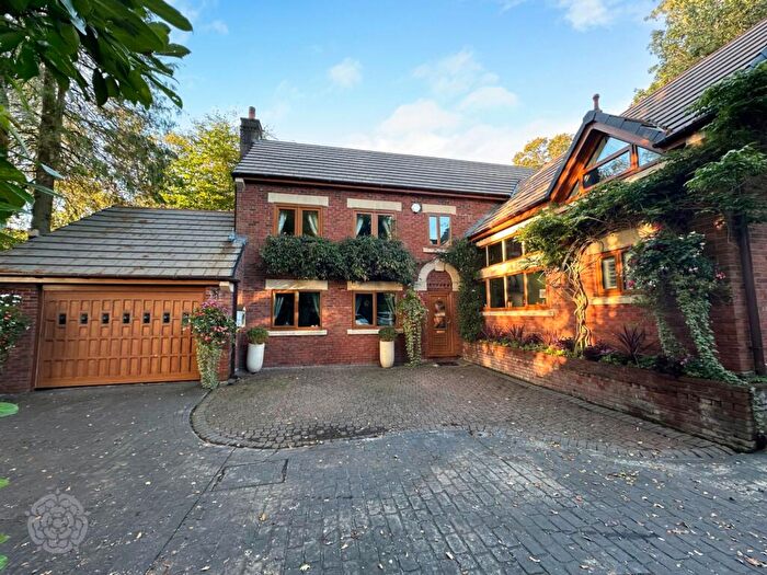 5 Bedroom Detached House For Sale In Mizpah Grove, Bury, BL8