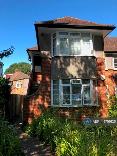 2 Bedroom Flat To Rent In Croydon, Croydon, CR0