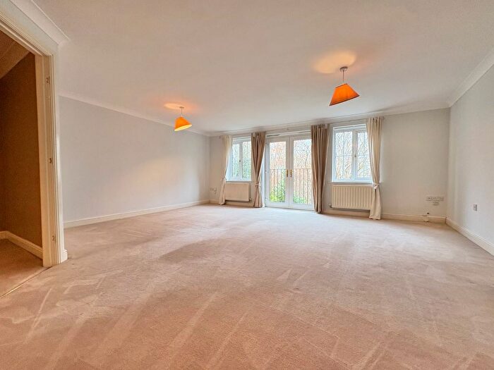 4 Bedroom Terraced House To Rent In Pennyfield Close, Meanwood, Leeds, LS6