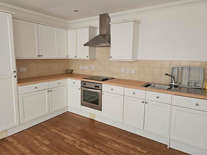 1 Bedroom Bungalow To Rent In Pump Mews, Freshwater, PO40