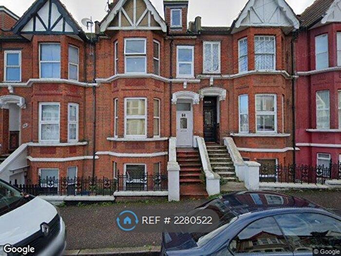 1 Bedroom Flat To Rent In Heygate Av, Southend, SS1