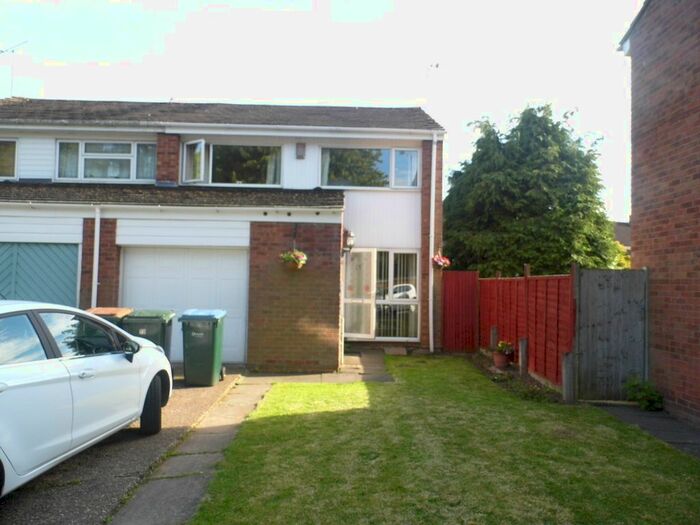 3 Bedroom Semi-Detached House To Rent In Alfriston Road, Finham, Coventry, CV3