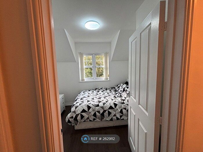 2 Bedroom Flat To Rent In Astley Brook Close, Bolton, BL1