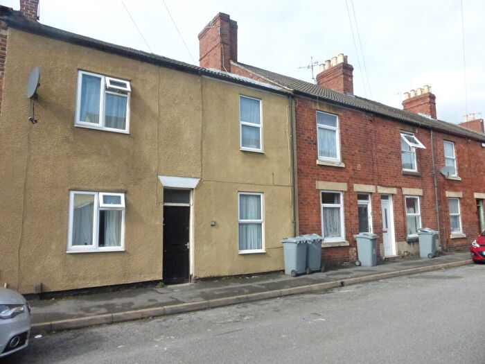 2 Bedroom House To Rent In Cecil Street, Grantham, NG31