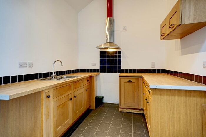 2 Bedroom Flat For Sale In Middleton Street, Llandrindod Wells, LD1