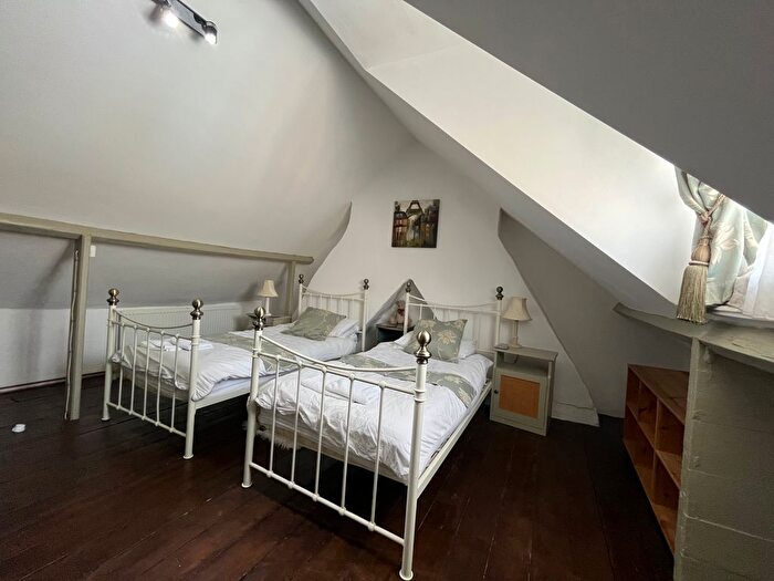 4 Bedroom Property To Rent In William Street, Weymouth, DT4