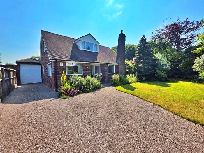 4 Bedroom Detached House For Sale In Carr Head Lane, Poulton-Le-Fylde, FY6